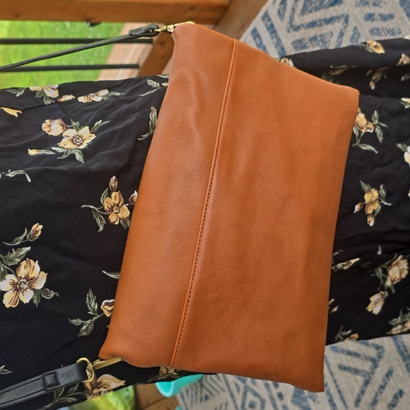 Anthropologie Tabitha Fold over clutch/bag - Picture 8 of 9